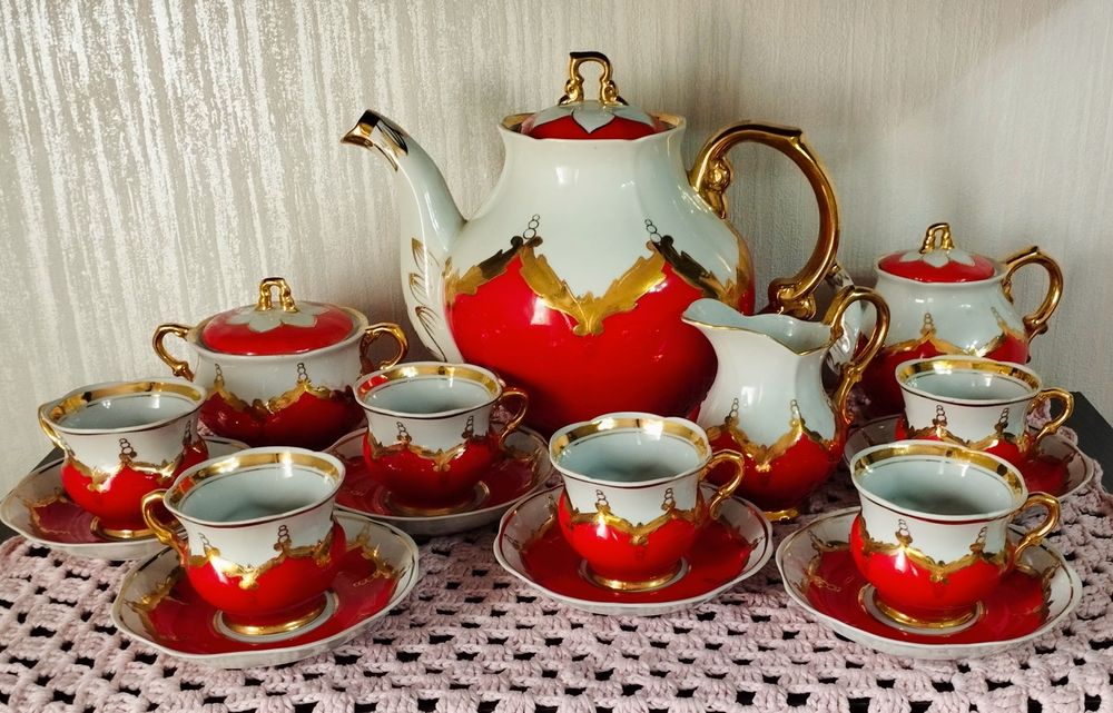 Посуда советская.Фарфор.Сервизы.Хрусталь.Вазы.Чашки