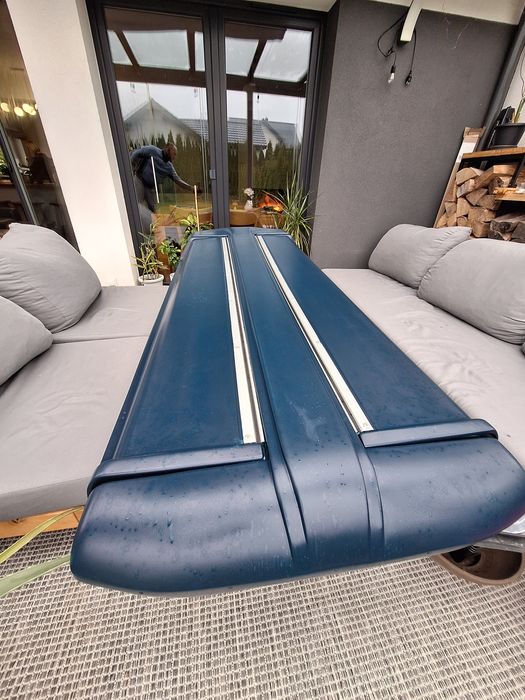 Boks dachowy 2.2m x 0.9m dwustronny