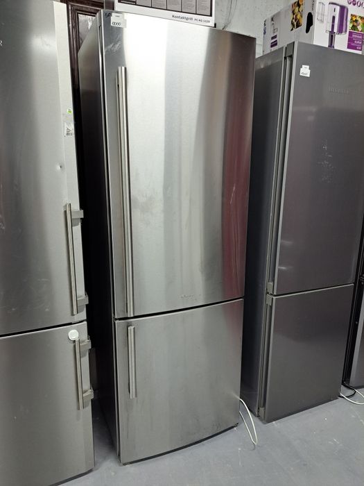 Широкий та високий холодильник Beko FRE54 з NoFrost Доставка та гарант