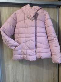 Куртка жіноча рожевого кольору