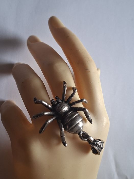 Stary srebrny duży  pająk  zawieszka wisior srebro PRL