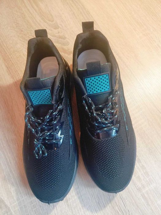 Чоловічі легкі текстильні кросівки