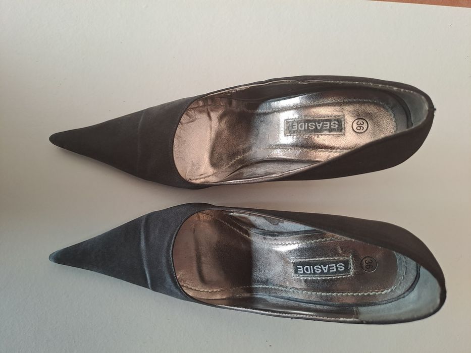 Sapatos salto alto