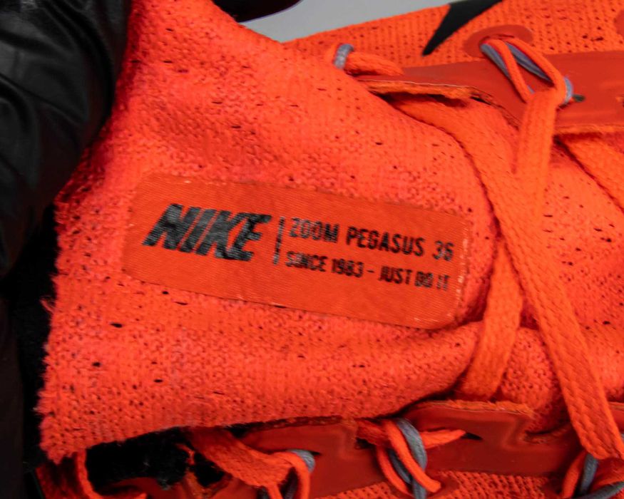 Яркие беговые кроссовки Nike Zoom Pegasus 36.45 размер