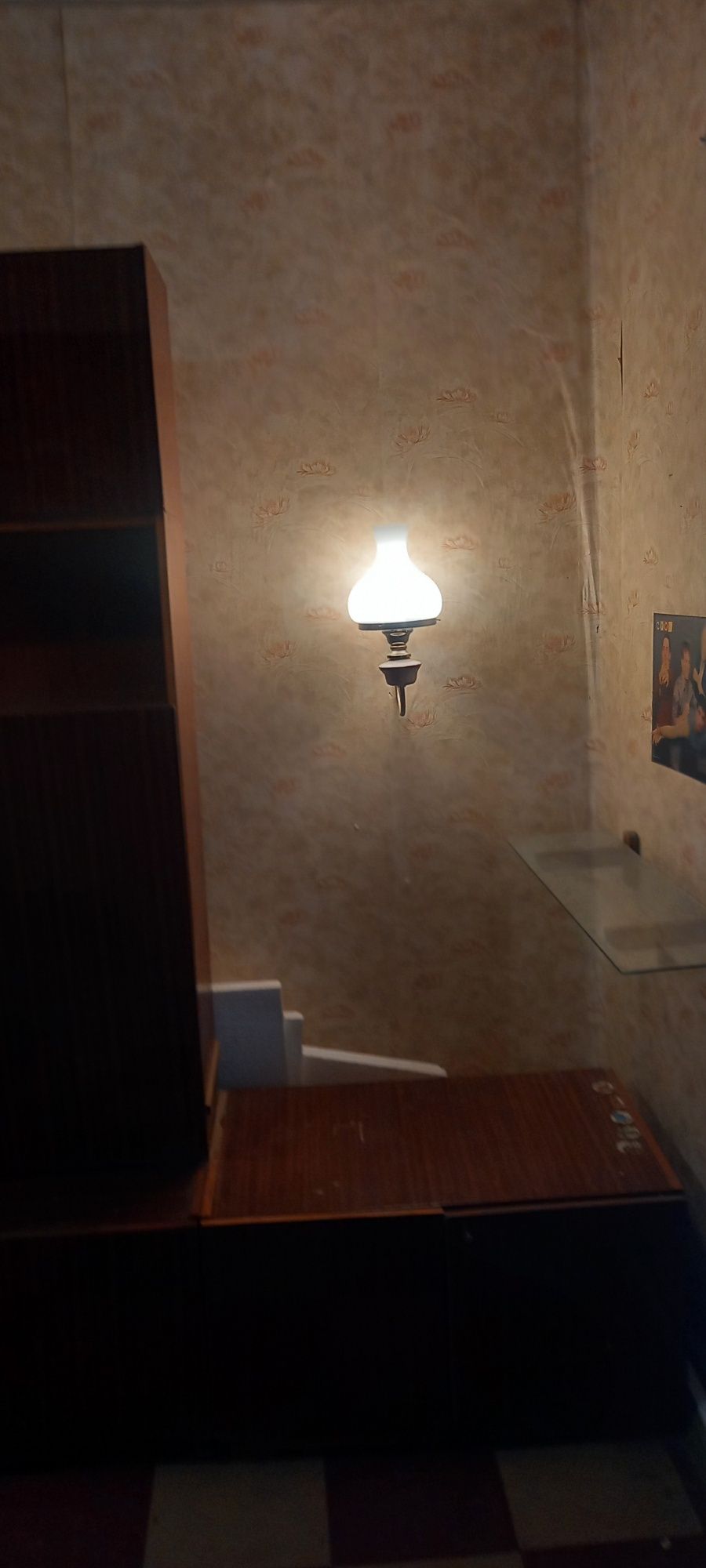 Продам 2ух.к.кв.3/3  р-н Автовокзала АО Эл.,МПО, Брон.дверь.