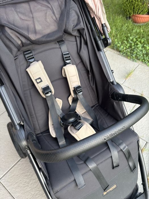 Kinderkraft Mitzy lekki wózek spacerowy