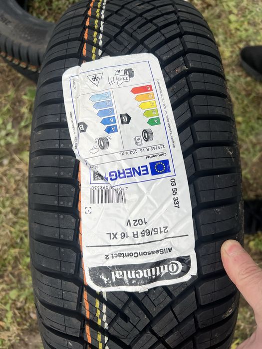 215/65R16 XL. Continental
