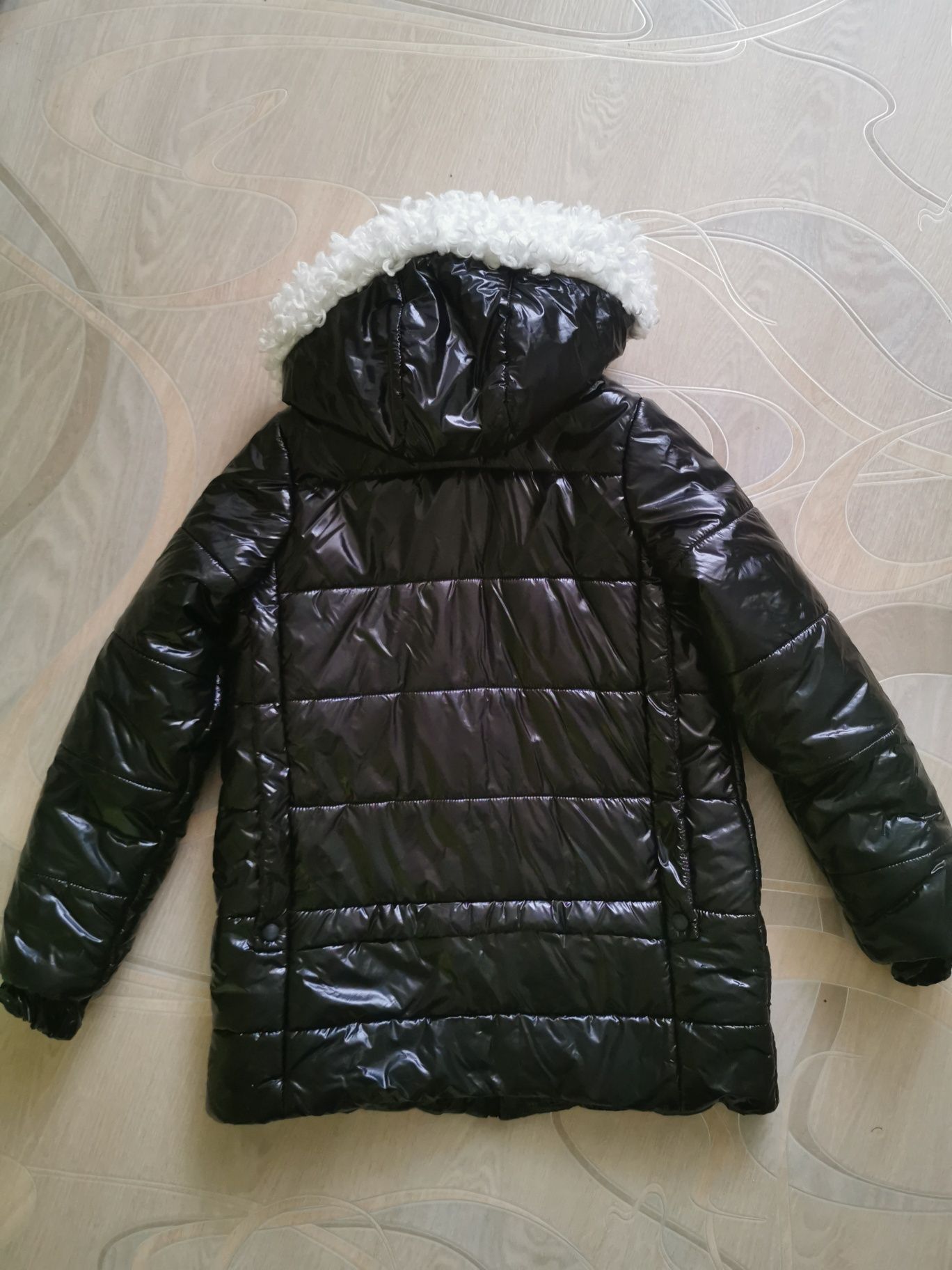 Куртка зимова Moncler xs, s