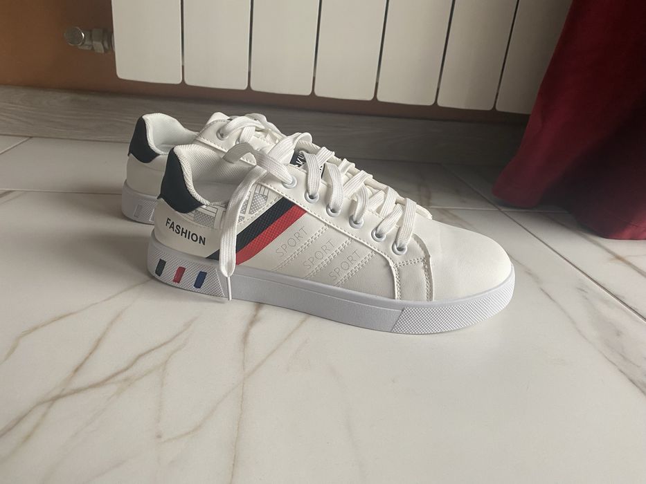 Adidasy Fashion 41 białe męskie