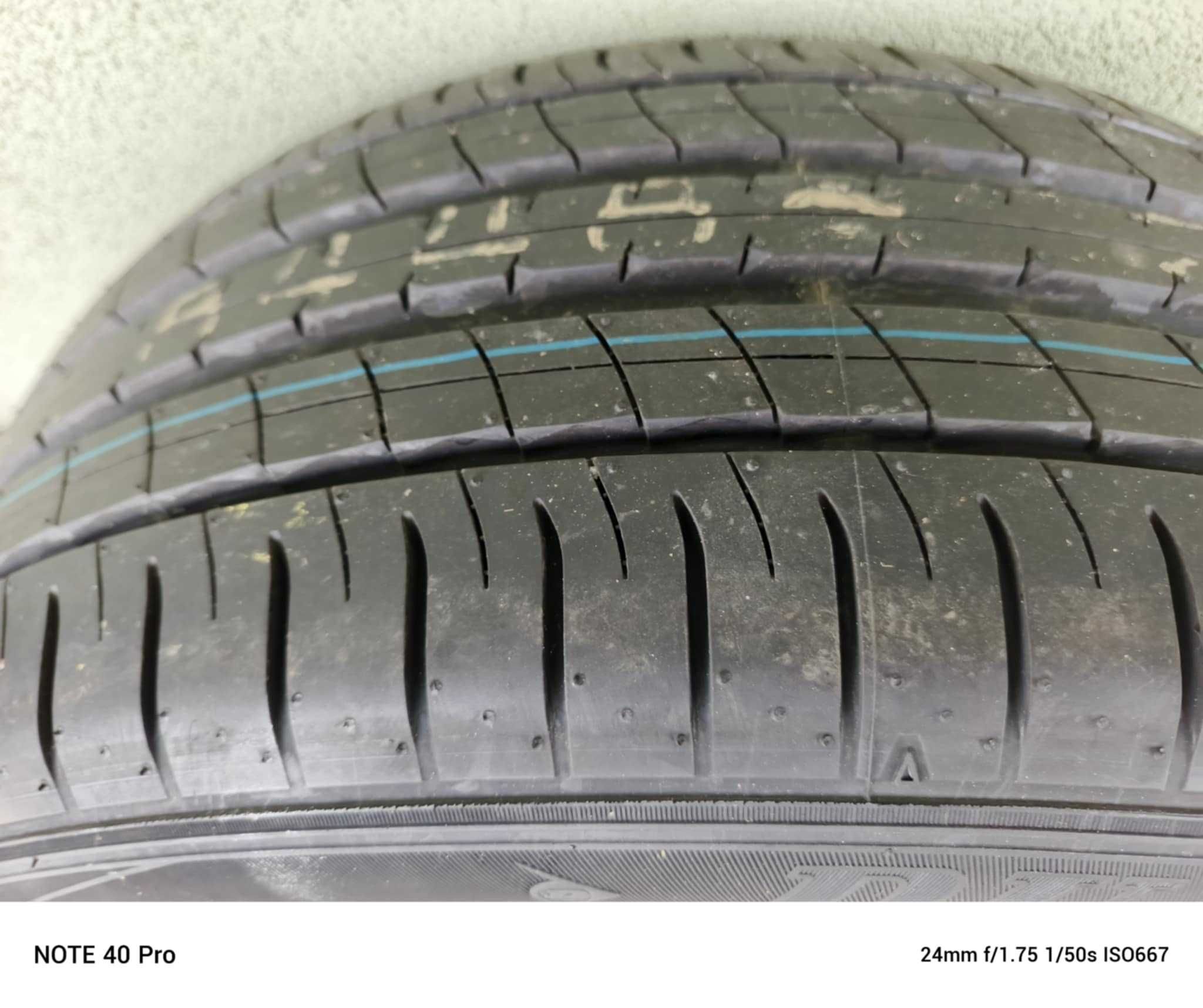 Opony Dunlop 225/50/R18