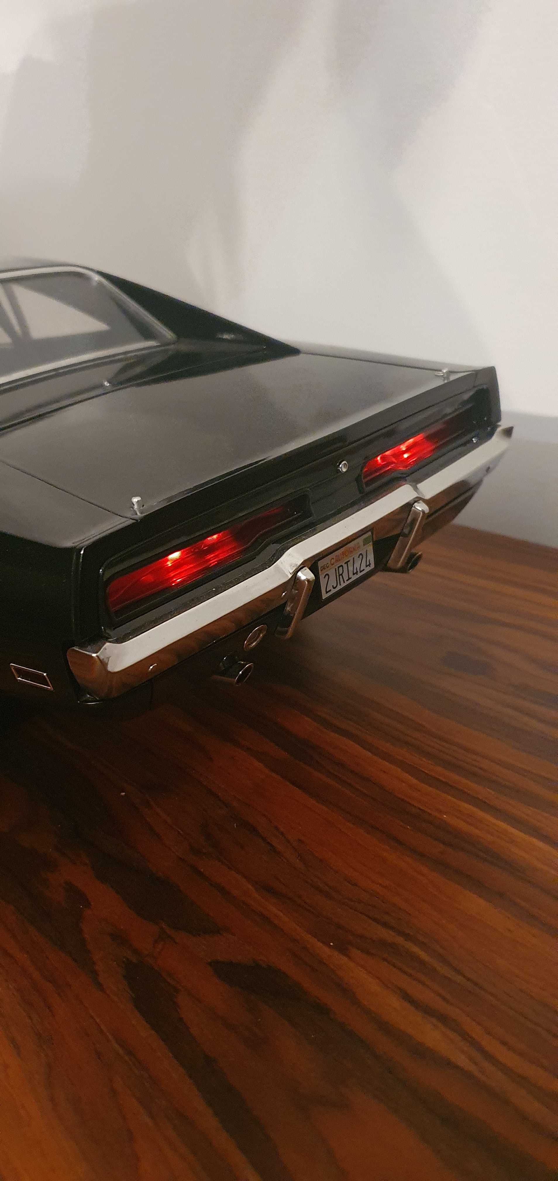 Dodge charger modelo