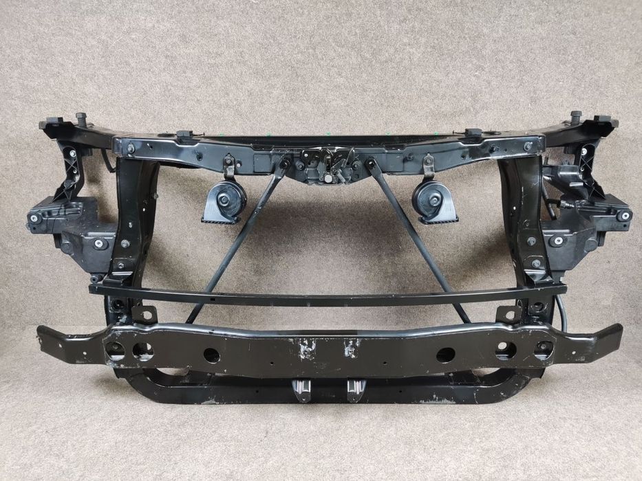 JEEP GRAND CHEROKEE WK2 16-21r Wzmocnienie Przód