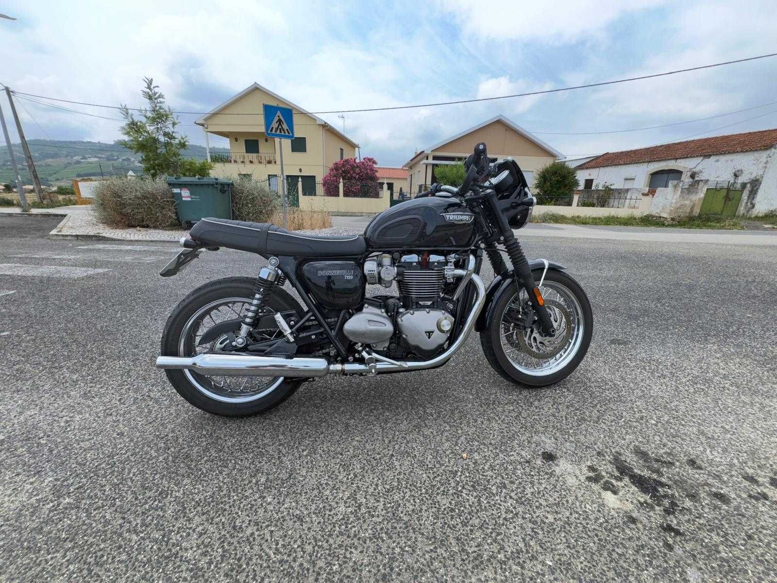 Triumph Bonneville T120
