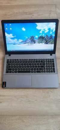 Laptop Asus R510d