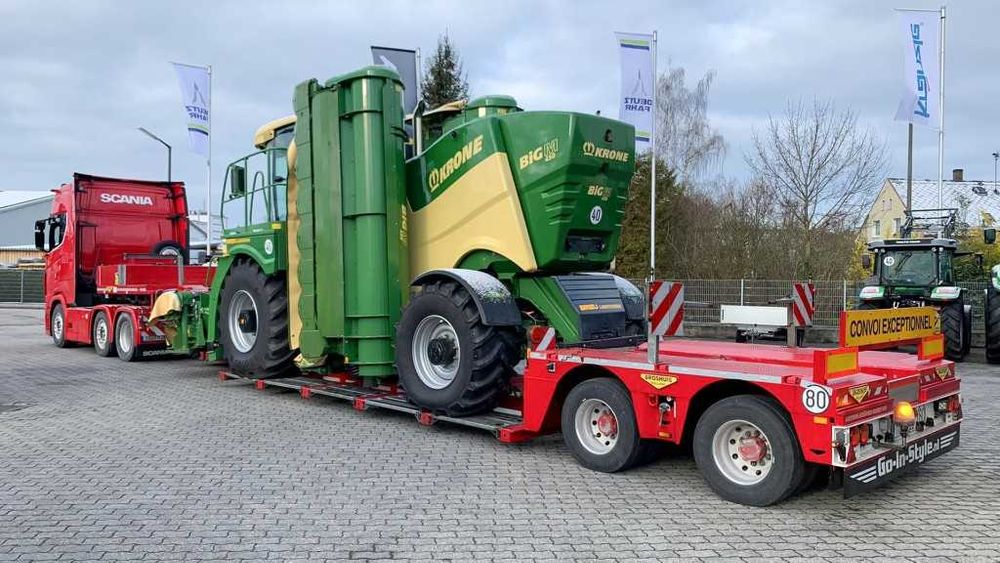 Transport Kombajnów Maszyn rolniczych leśnych budowlanych tiefbett
