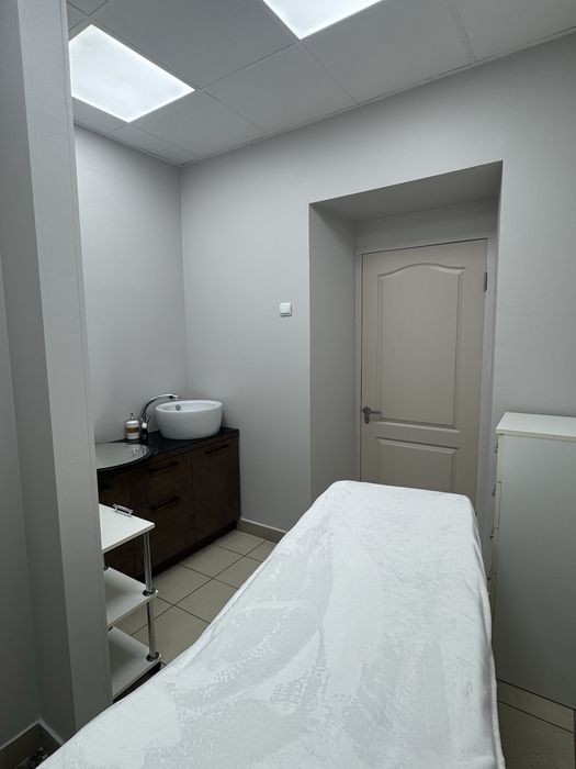 Оренда кабінета в салоні краси