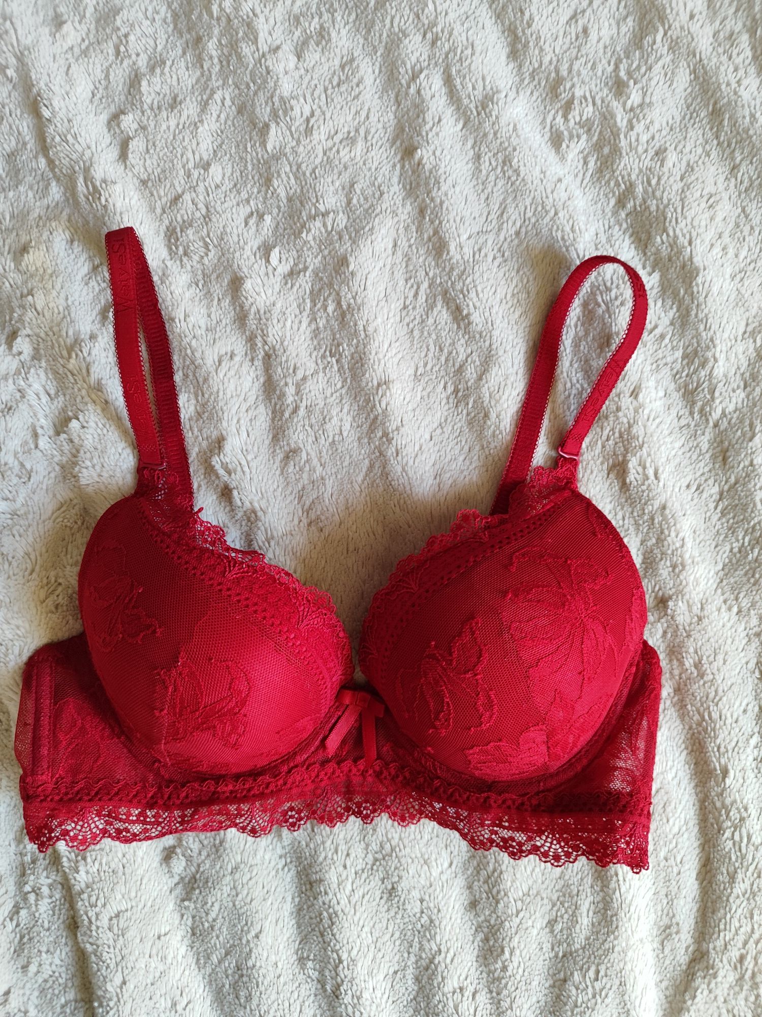 Biustonosz push up czerwony 75 C