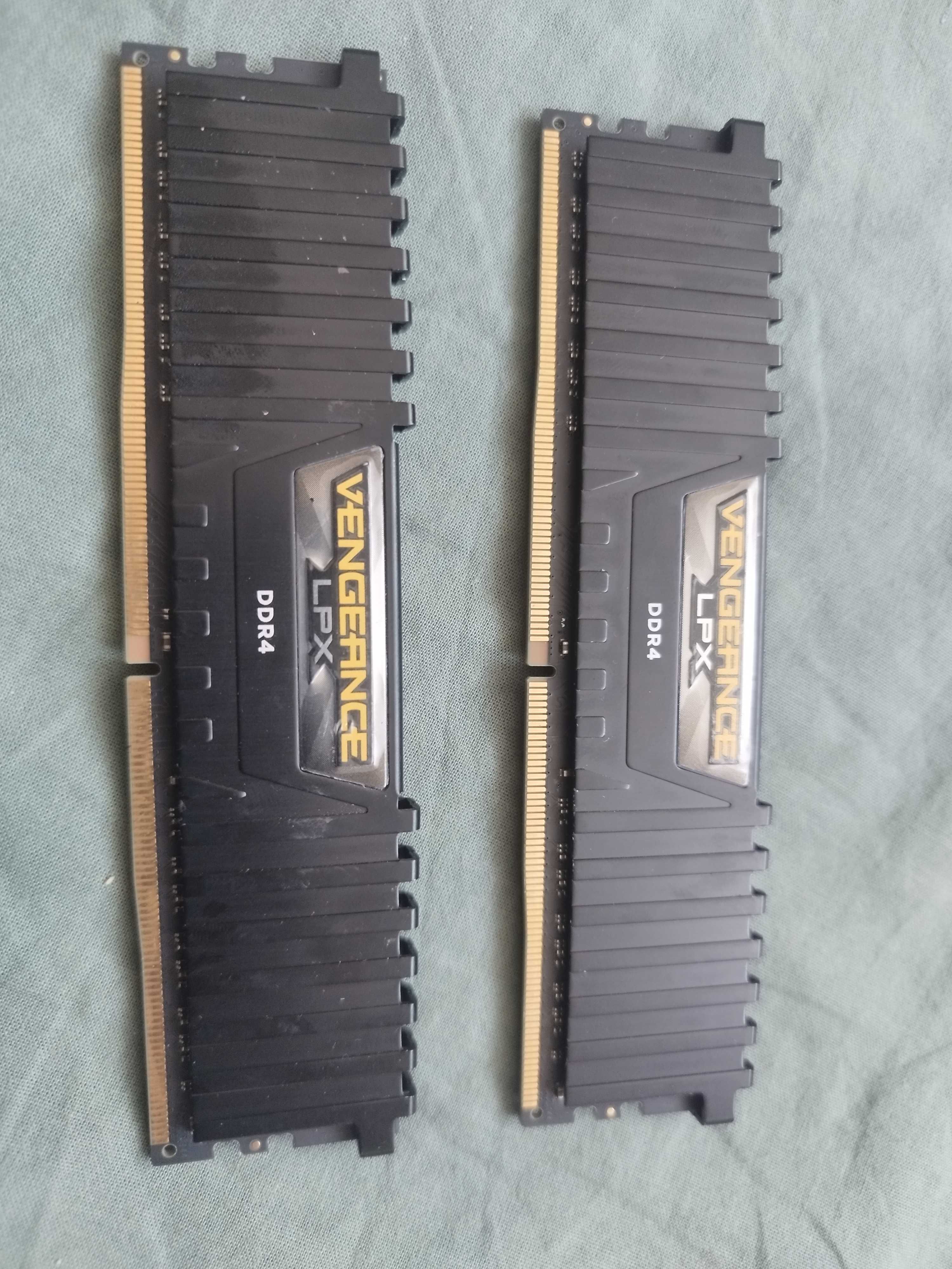 Pamięć RAM Corsair Vengeance DDR4 32GB 3600MHz.