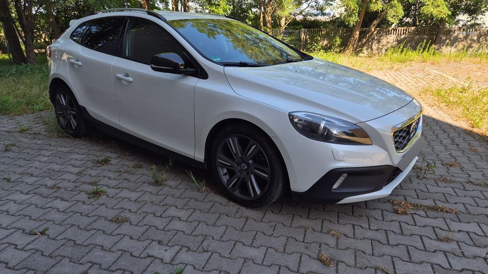 Volvo V40 Cross Country Volvo V40 Cross Country