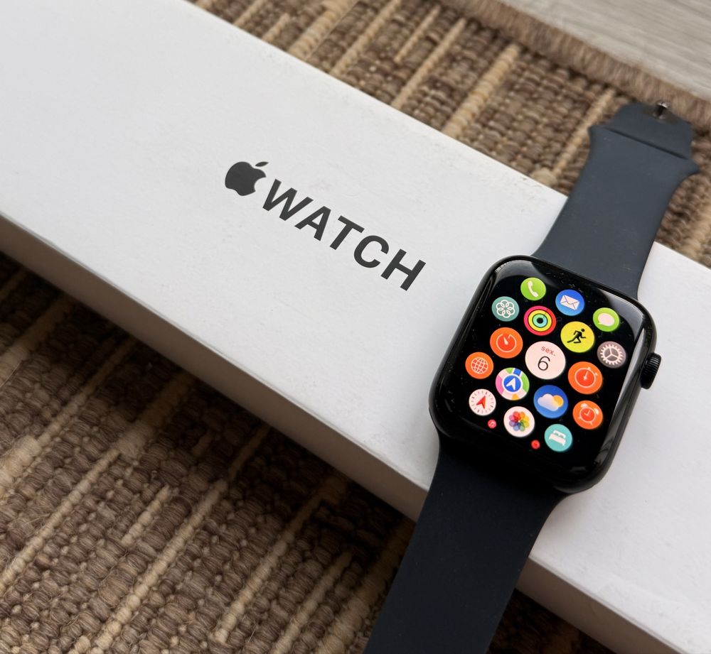 Apple Watch SE (gen 2) 44m Novo