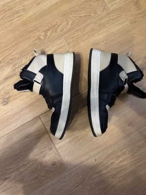 кросівки зимові  жіночі fashion