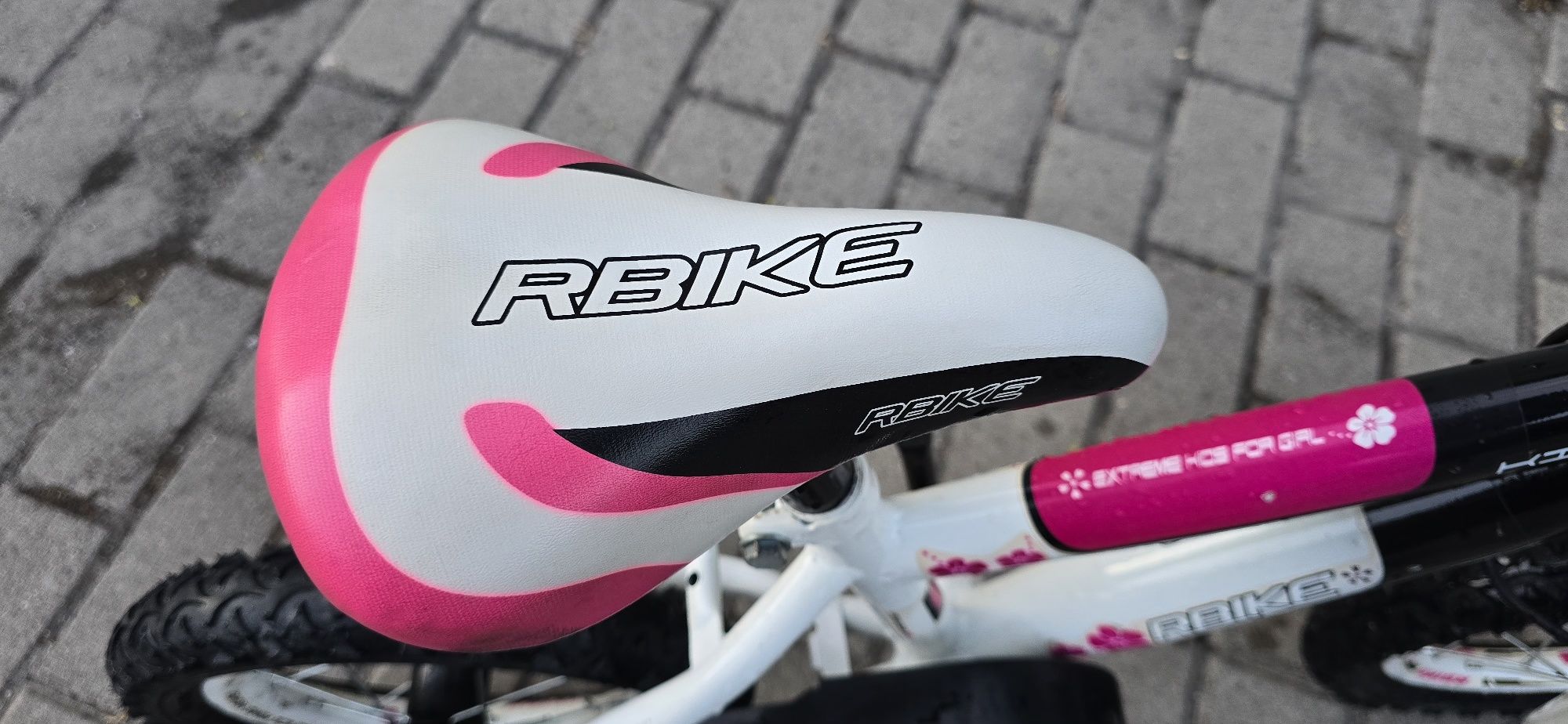 Rower dziecięcy BMX Rbike 12'.