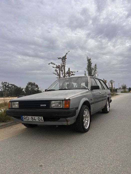 Toyota Carina 1982