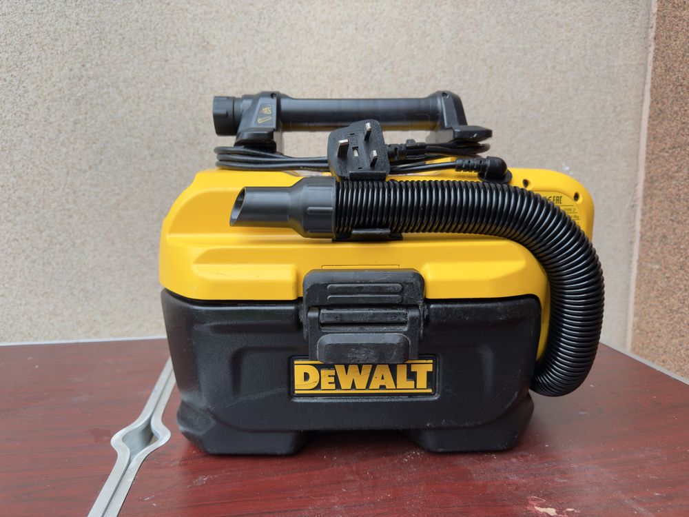 Dewalt DCV584L будівельний пилосос