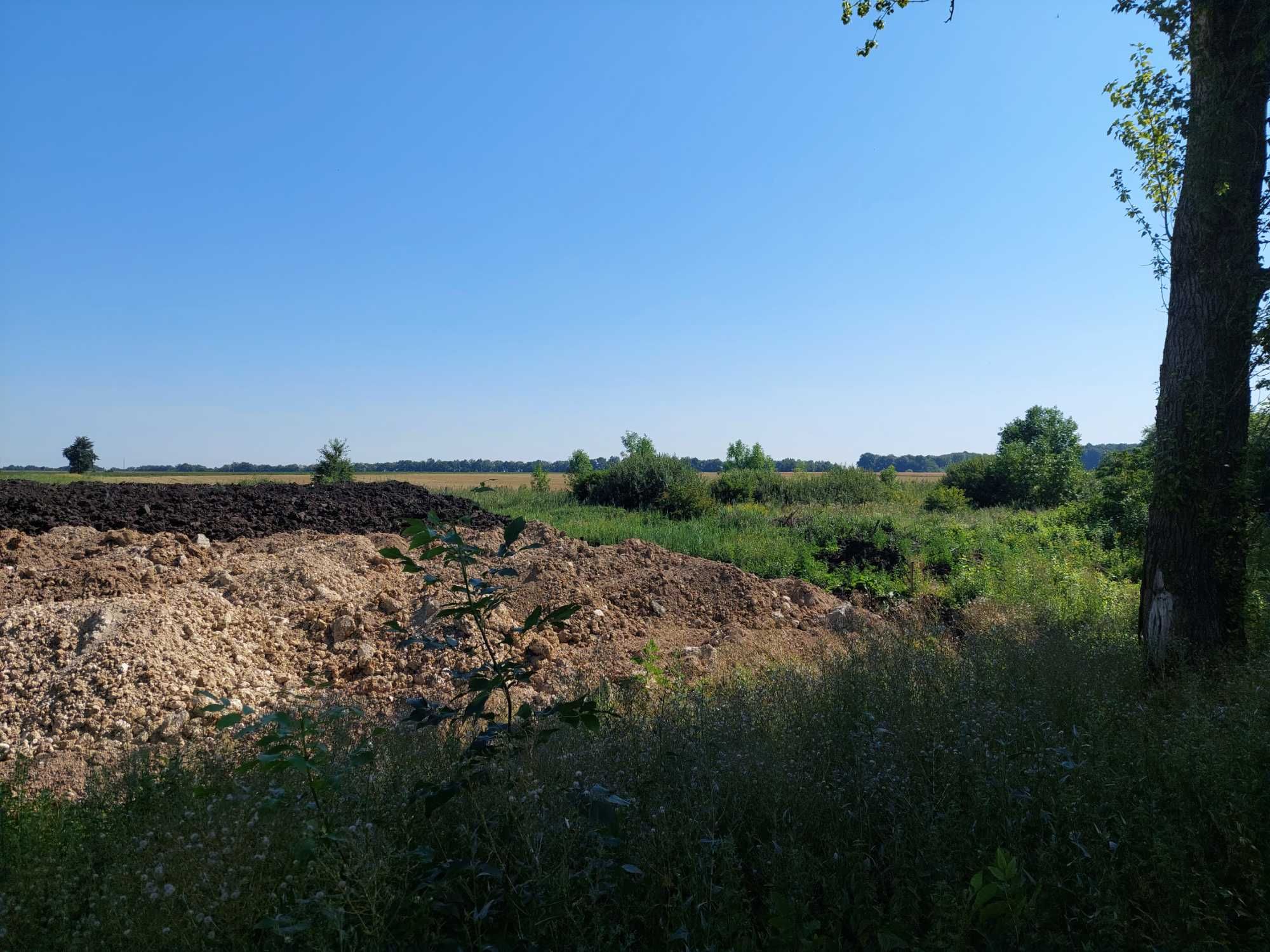 Ділянка під комерцію в передмістті Вінниці