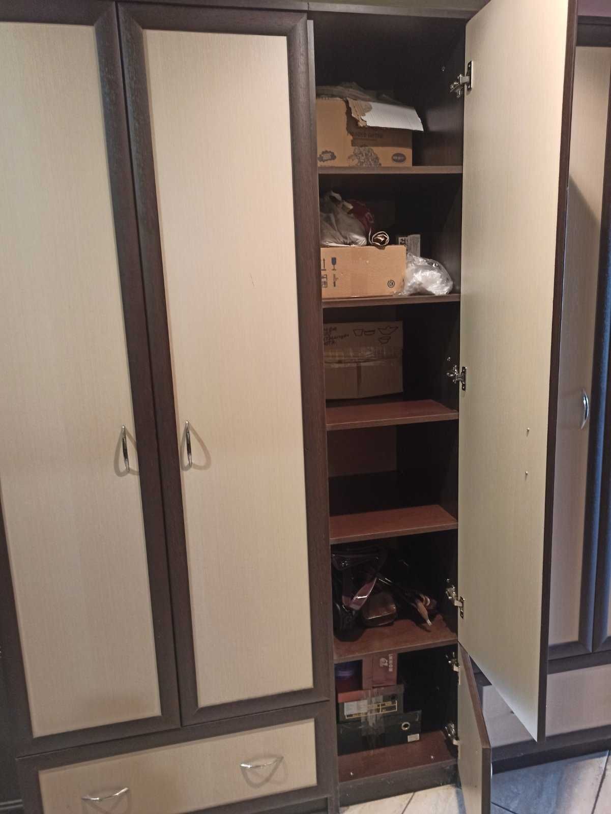Прихожая гарнитур