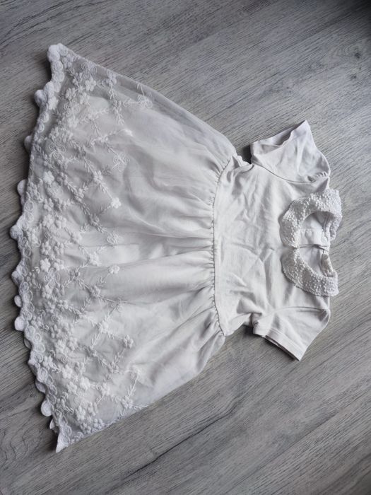 Biała sukienka H&M rozm. 74 chrzest urodziny