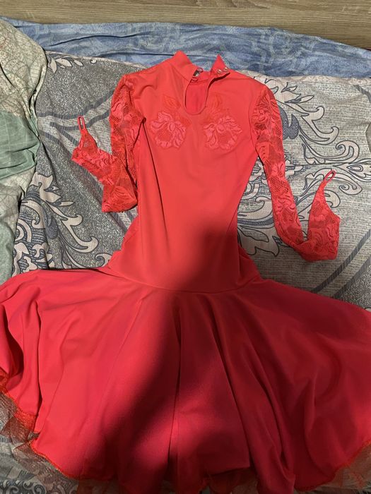 Бальне плаття для танців