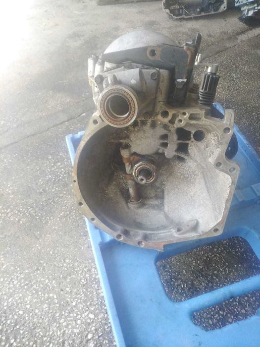 Caixa de 5 Velocidades Chrysler Voyager de 1998 2.5 TD