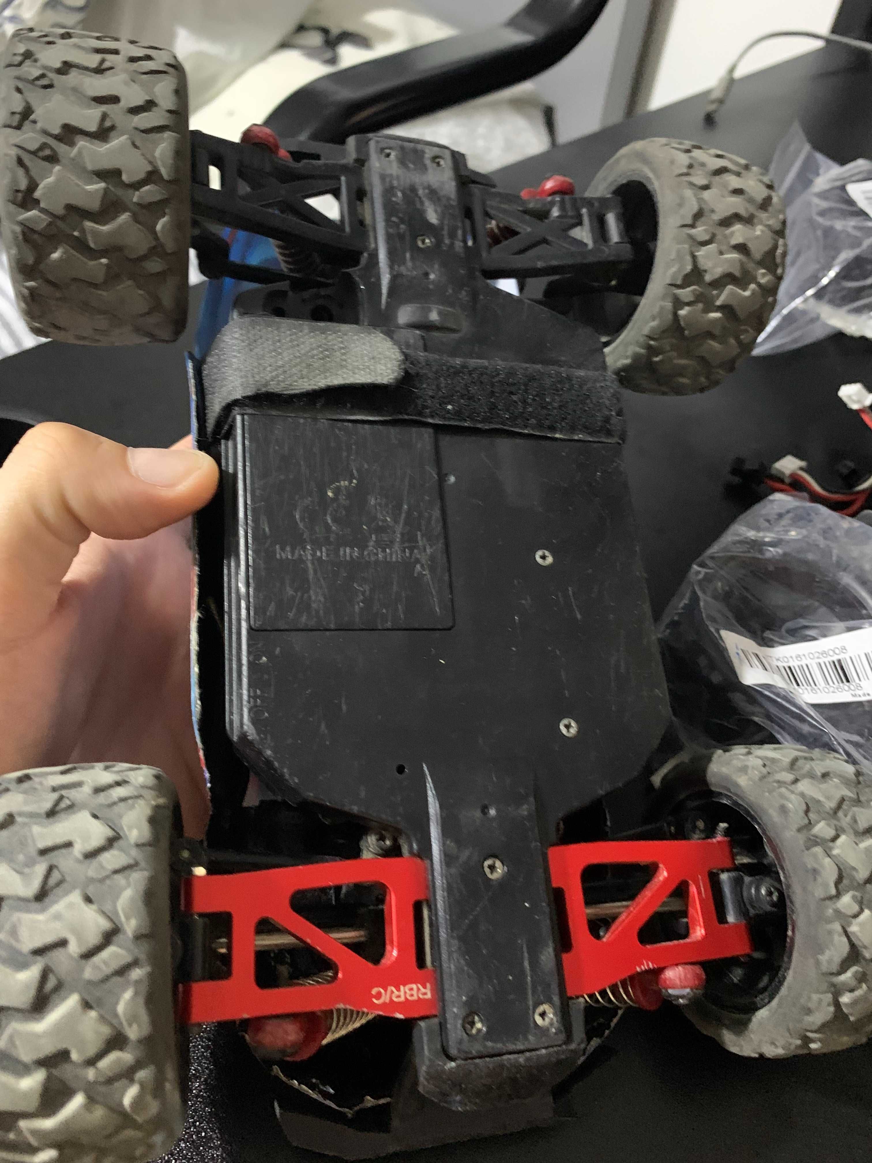 Carro telecomandado 1/18 - Absima Hurricane