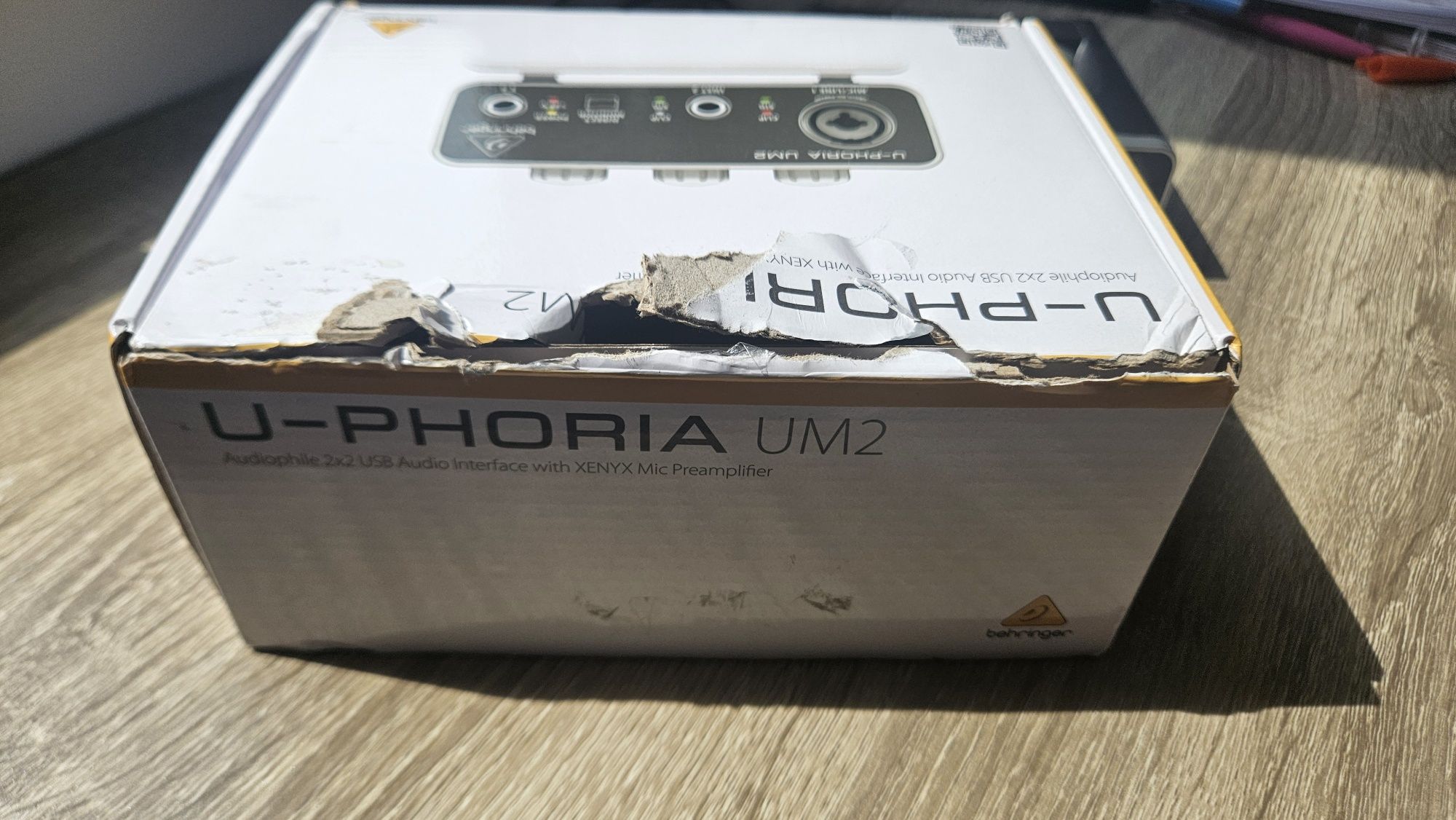Interfejs audio Behringer U-PHORIA UM2