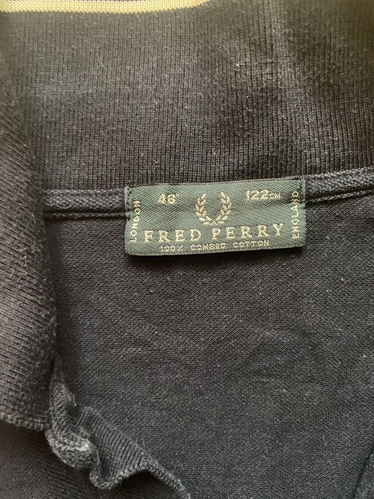 Поло Fred Perry