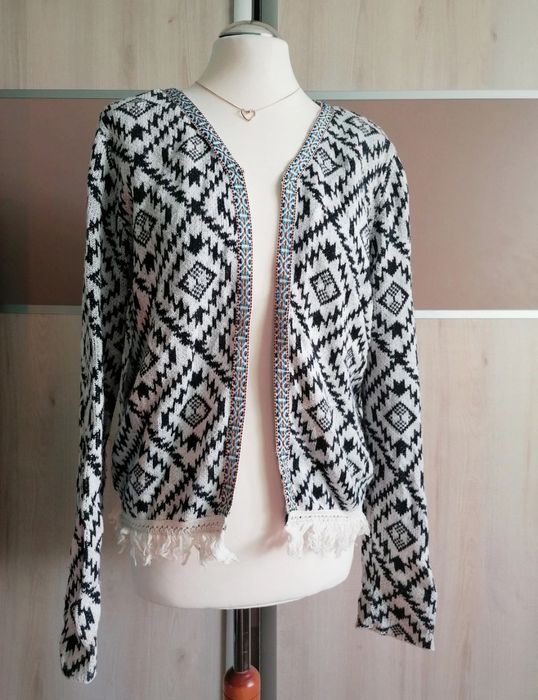 Wyprzedaż szafy! Śliczna narzutka sweter Only L 40 aztec boho