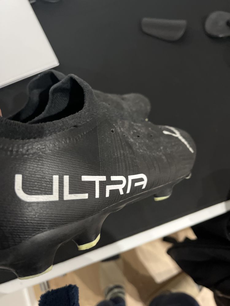 Chuteiras puma ultra pretas
