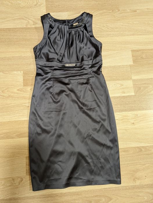 Платье размер L.