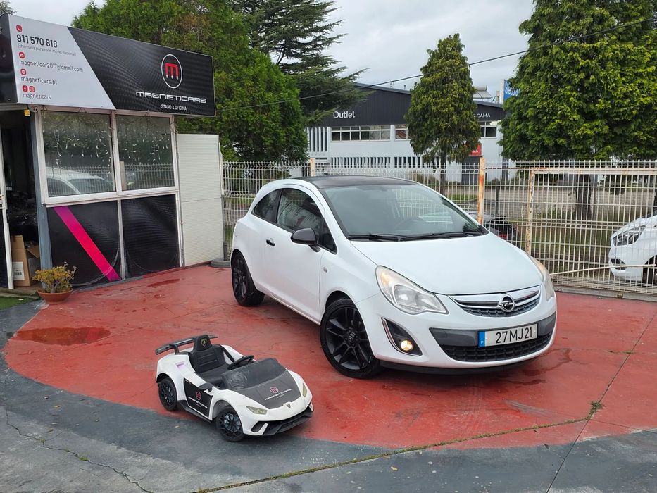 Opel Corsa 1.2 Black Edition