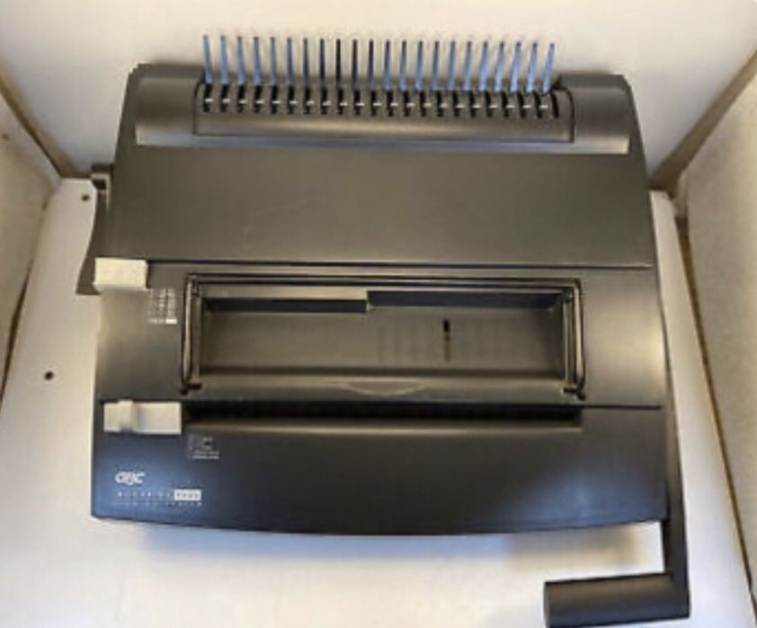 Encadernadora Docubind GBC p200 (19 argolas) com oferta argolas