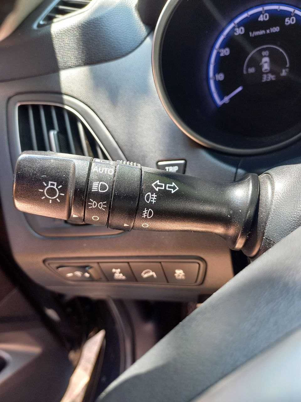 Продаю Hyundai ix35 - 4WD, комплектація максимальна