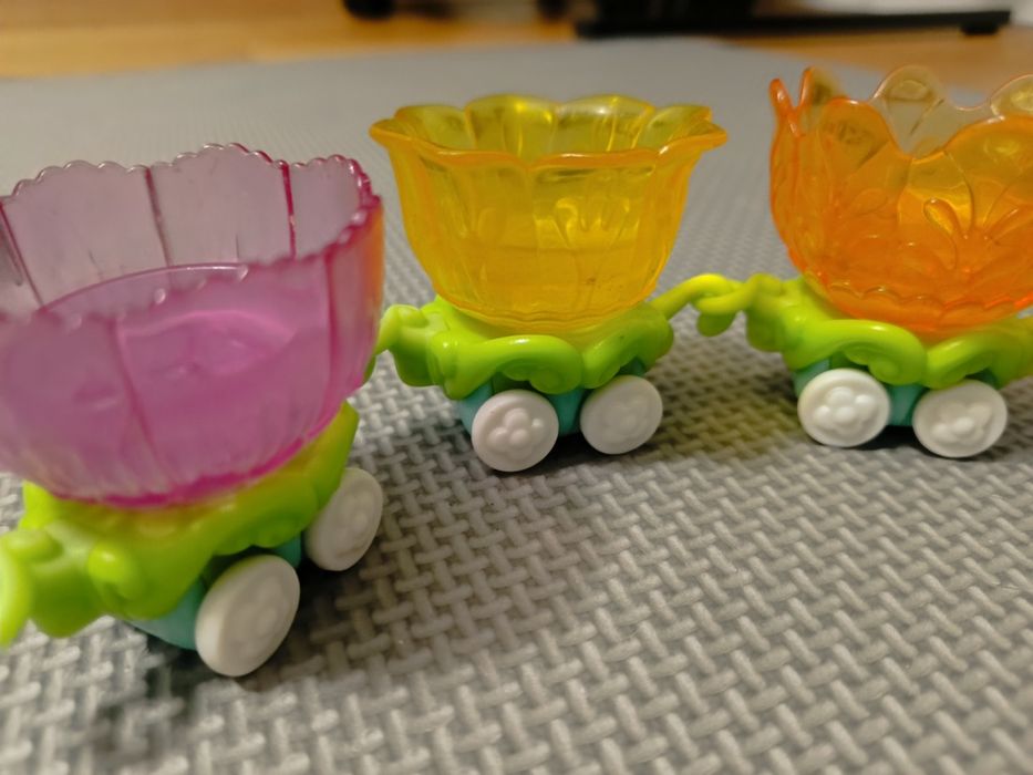 Zabawka pociąg wagoniki