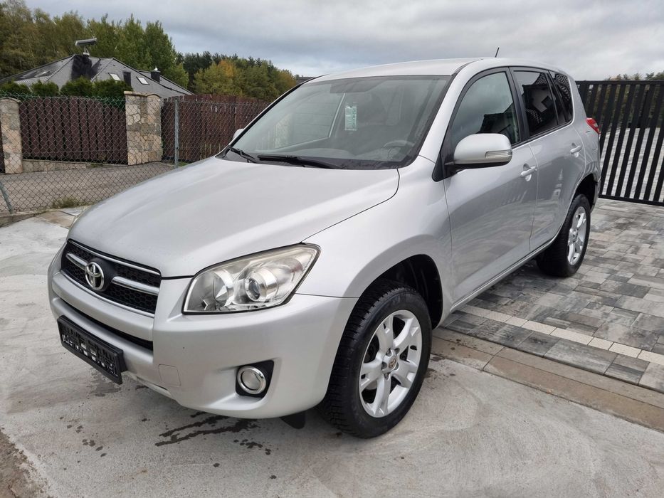 Toyota Rav 4 2009r 4x4 2.2 136km bez grama korozji