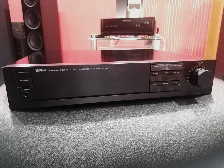YAMAHA - C-80 (PRÉ-AMP)