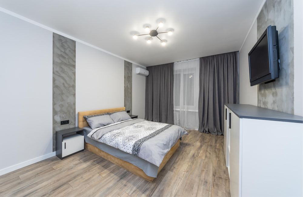 3к квартира в центрі Києва-бул.Лесі Українки 24, м.Печерська
