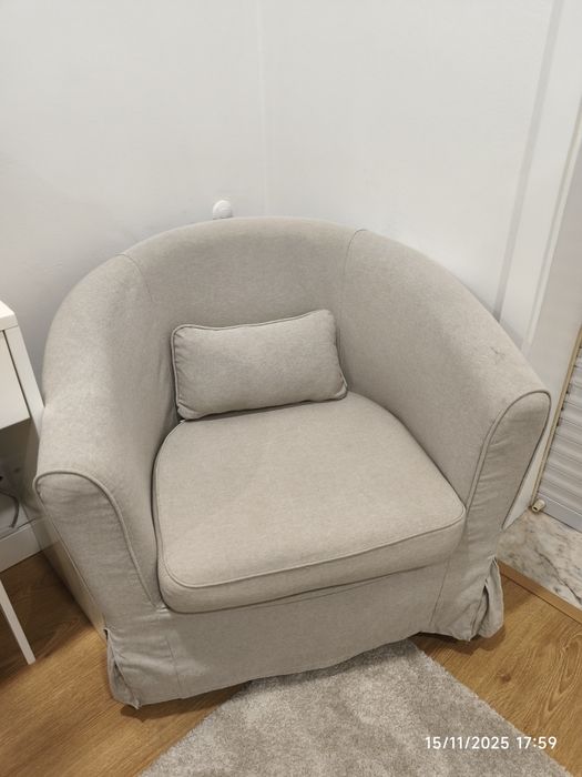 Cadeirão IKEA modelo Tullsta