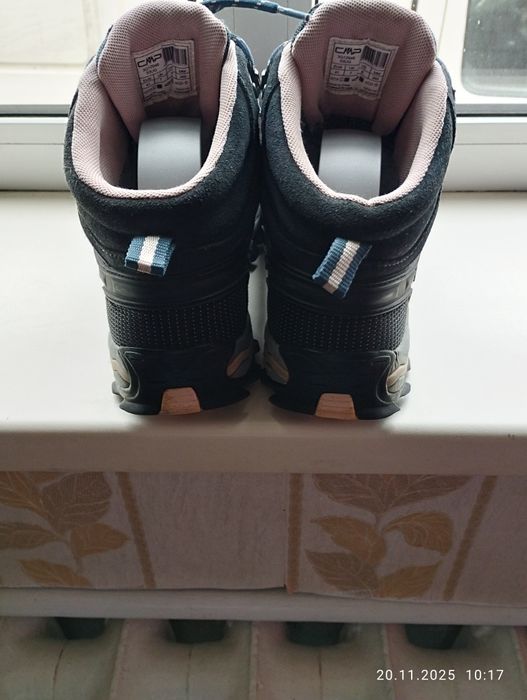 Жіночі черевичкиRigel MID WMN TREKKING SHOE от CMP