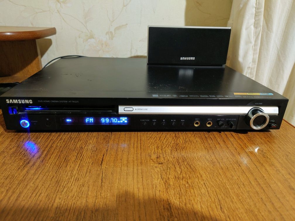 Домашній кінотеатр samsung ht-tkq25