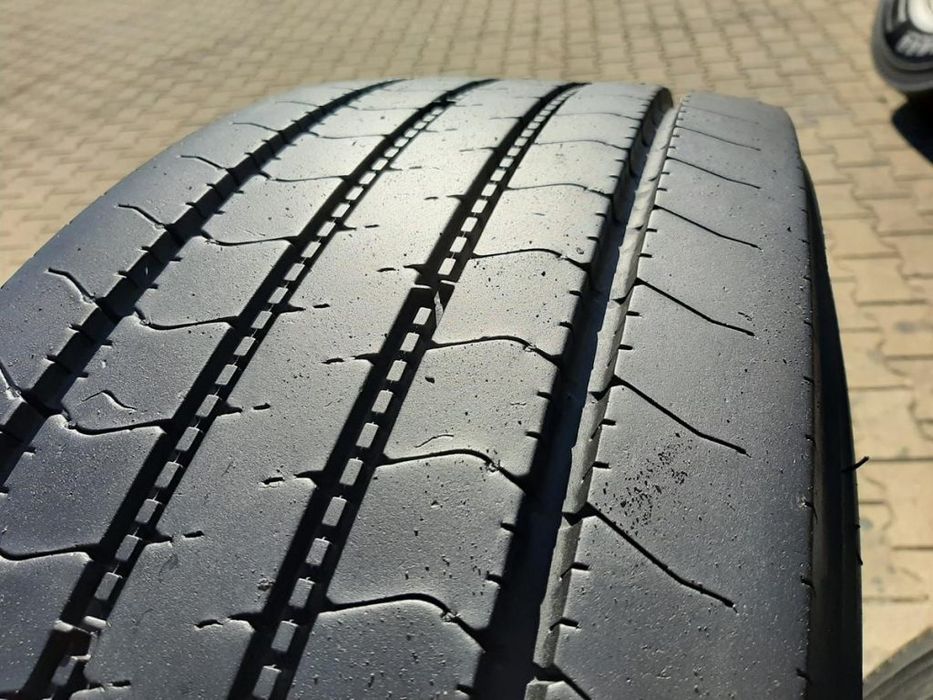 2x Opona używana ciężarowa 295/80R22.5 BRIDGESTONE 500zł(szt.) C2580